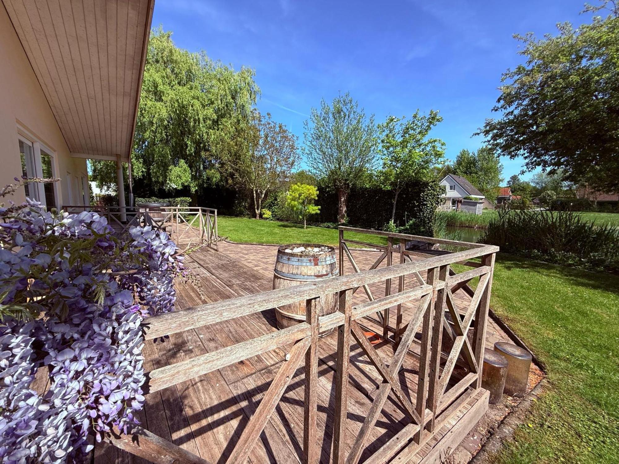 Spacious Comfort Villa Vera With Hottub Зеволде Екстериор снимка